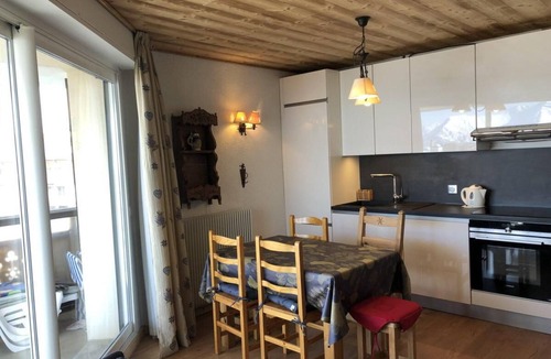 Jeux Apartment | 350m from resort center, 4th floor, balcony, tv, ski locker, 50m², Alpe d'Huez