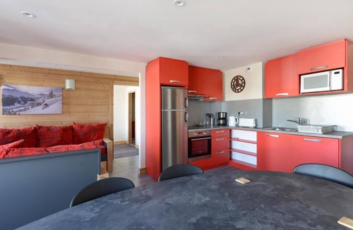 Bellentre Apartment | 3rd floor, balcony, tv, ski locker, 72m², Montchavin La Plagne