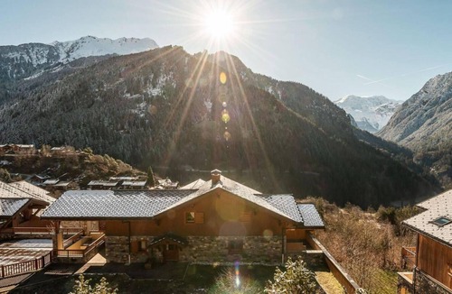 Champagny-en-Vanoise Apartment | 3rd floor, fitness, swimming pool, sauna, hammam, balcony, parking, tv, 55m², Champagny-en-Vanoise