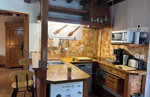 Epernon Apartment | 40-square-meter apartment very close to downtown, 40 minutes from Paris Montparnasse