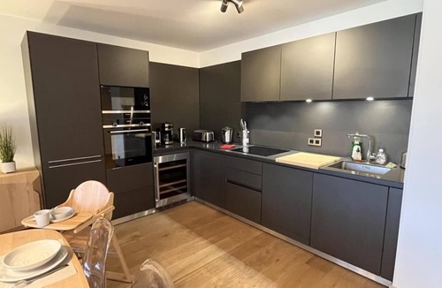 Bergers Apartment | 4th floor, fitness, swimming pool, sauna, hammam, balcony, tv, ski locker, 98m², Alpe d'Huez
