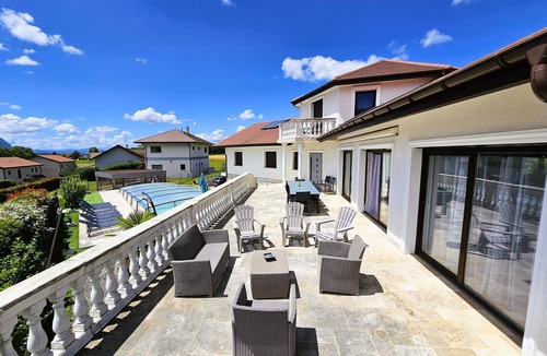 Juvigny Villa | 5★ Villa for 15 People - Pool, Sauna, Petanque - 20 min from Geneva