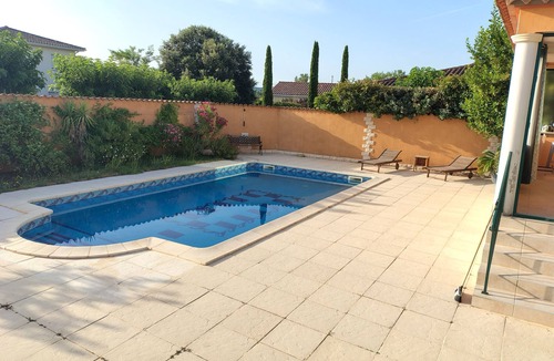 Canet Villa | 50 m² house with a pool—for the exclusive use of summer renters
