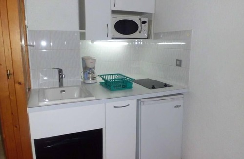 Brides-les-Bains Apartment | 50m from resort center, 3rd floor, balcony, 25m², Brides Les Bains
