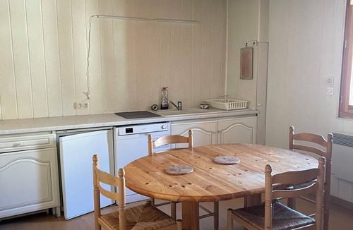 Font-Romeu-Odeillo-Via Apartment | 70m2 apartment 50m from the gondola, 3 bedrooms