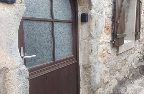 Poujols House | A stone house with unique charm and family-friendly comfort