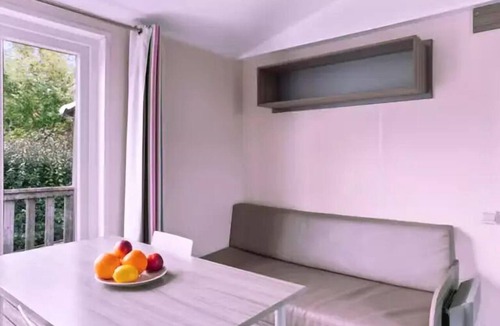 Montpezat House | Accessible Mobile Home | Comfort | 2 Bedrooms | 4 Guests | Raised Deck | A/C