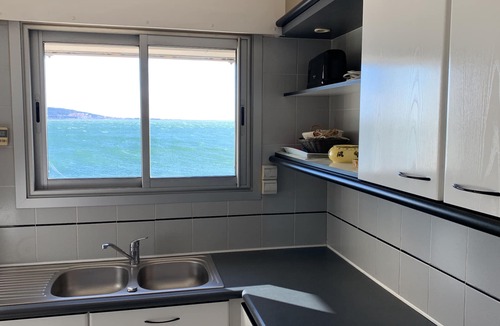 Meze Apartment | Air-conditioned apartment with garage for rent in Mèze, Hérault