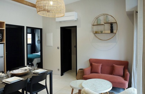 Saint-Affrique Apartment | Air-conditioned 4-star eco-lodge, sleeps 2 to 4, in the heart of a 3-hectare park