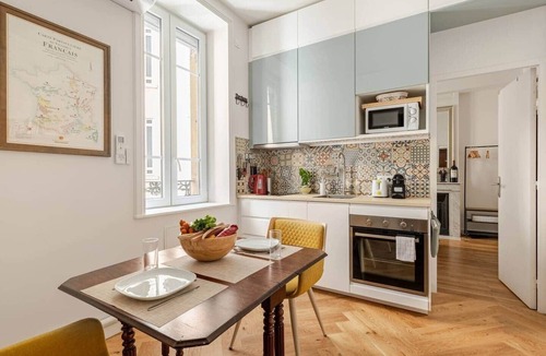 Marechal Lyautey - Vitton Apartment | Air-conditioned Haussmann apartment – Lyon 6 – 3 min from Parc de la Tête d’Or