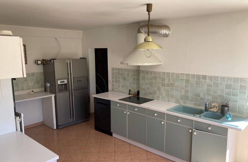 Grand Sud House | Aix en Provence beautiful Provencal house with swimming pool 12 x 6 large lot