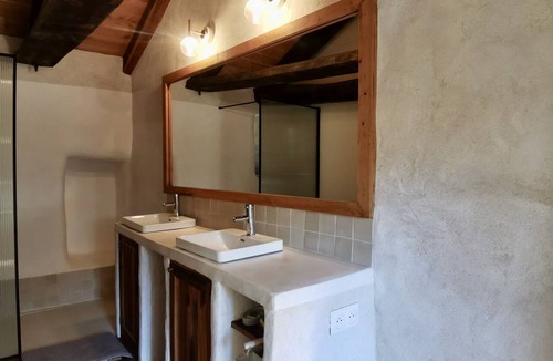 Saint-Pierre-Saint-Jean Other | An Ardèche farmhouse at the foot of the Cévennes