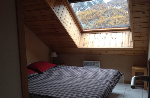 Monetier-les-Bains Apartment | Apartment for 8 persons 80 m2 Serre Chevalier valley. The Mônetier bath