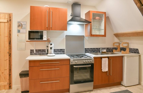 Saint-Beron Apartment | Apartment 'Le Petit Refuge' with Mountain View, Wi-Fi, and Air Conditioning