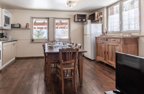 Saint-Ferreol Apartment | Apartment 'Les Anailles' with Mountain View, Shared Terrace and Wi-Fi