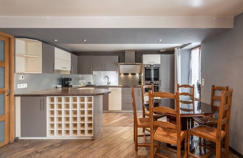Villard-de-Lans Apartment | Apartment 'Loft Cosy Au Coeur Du Village' with Mountain View and Wi-Fi