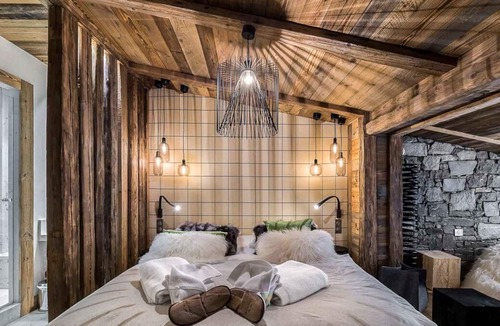 Val-d'Isere Villa | Apartment Suzette - Four Bedroom Villa, Sleeps 10