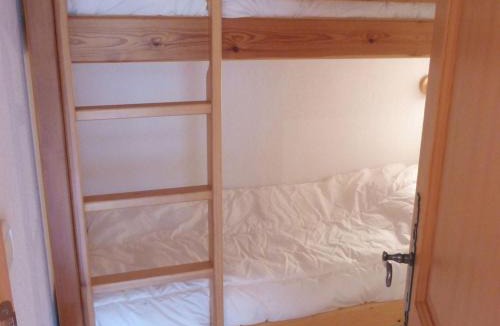 Meribel Apartment | Appartement 2 pièces cabine pour 4 à Méribel avec parking couvert - FR-1-411-677