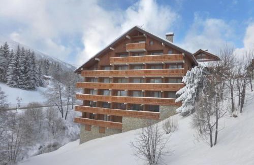 Meribel Centre Apartment | Appartement 6 pièces rénové pour 10, centre Méribel, proche pistes, avec Wifi - FR-1-411-8