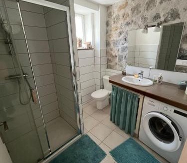 Yronde-et-Buron Apartment | appartement au calme à Yronde et Buron
