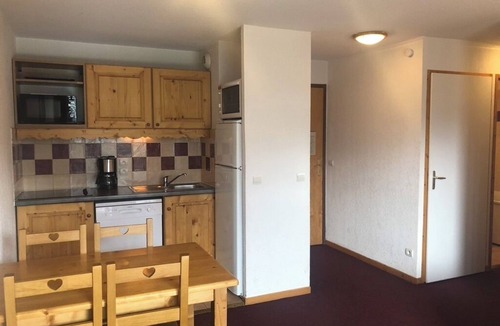 Orcieres-Merlette Apartment | Appartement Pour 4 Personnes à 3 Minutes des Pistes Avec Salle de Détente