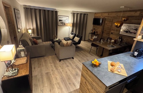 Arc-1950 Apartment | Arc 1950: Spacious ski-in ski-out renovated apartment, 4-6 pax