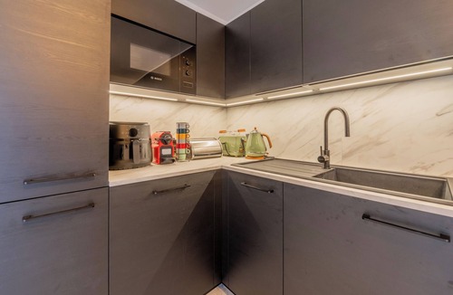 Argentiere Apartment | Argentière Center Stay | Balcony Parking, Argentière (Chamonix), France