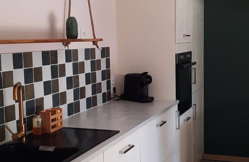 Arles Apartment | Arles, Lovely, light-filled T2 apartment with garden just a few minutes from the town center.
