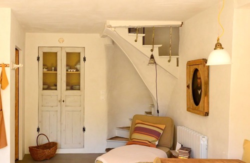 Saint-Sauveur-en-Puisaye Apartment | Au Canari, a former bar-tabac transformed into a charming gîte in the village of Colette.