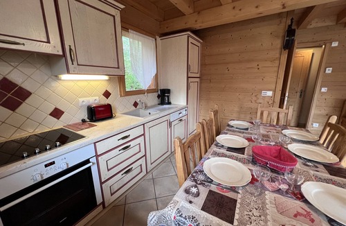 La Clusaz Apartment | AULP DE SUZ 1 – Semi-detached chalet with mountain views, near the shuttle stop – Wi-Fi – Garage and parking
