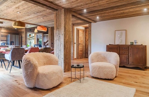 Manigod House | Authentic Claren Chalet