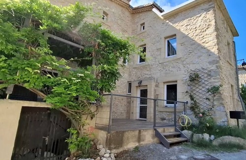 Vaunaveys-la-Rochette House | Authentic stone house located in the heart of nature near the Vercors Regional Park