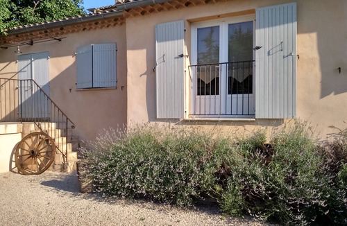 Mazan House | Barn in Provence converted into a cottage semi-detached in a provençal Mas