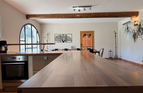 Aubignan Other | Beautiful Mas Provençal, Classified 4-star furnished holiday home with garden & swimming pool