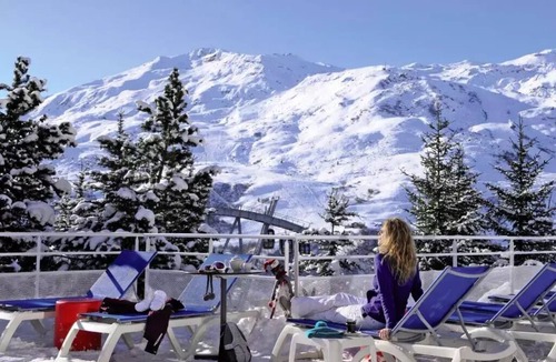 Les Menuires Hotel | Belambra Clubs Les Menuires - Snow And Heaven - Half board - Essential Room 2 Adults + 1 Children