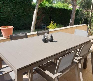 Monteux Villa | Belle villa à 10 min à pied du centre de Monteux