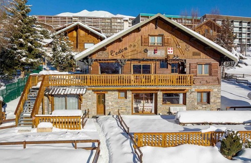 La Toussuire Ski Chalet | Chalet 'Ground Floor 110 m² – Very Close to the Slopes' with Mountain View, Private Terrace & Wi-Fi