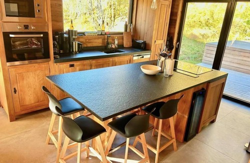 Nancroit Ski Chalet | Chalet, balcony, fireplace or stove, parking, tv, 150m², Peisey-Vallandry