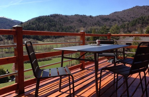 Belcaire Ski Chalet | CHALET. COMFORT. BELCAIRE. PYRENEES MOUNTAIN SIDE OF A LAKE