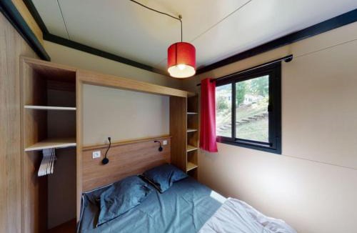 Vic-sur-Cere Other | Chalet confortable 5 pers avec terrasse à Vic-sur-Cère - API-1-52-1248