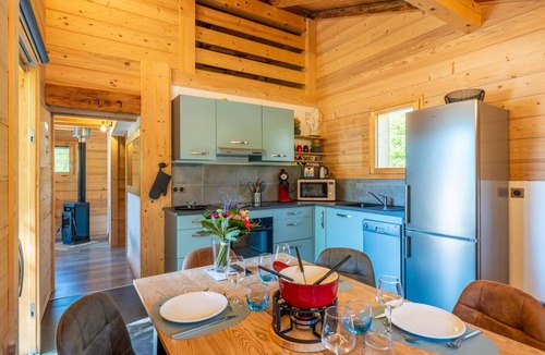 Thones Ski Chalet | Chalet-Deluxe-Private Bathroom-Mountain view-Bien etre/Authentique