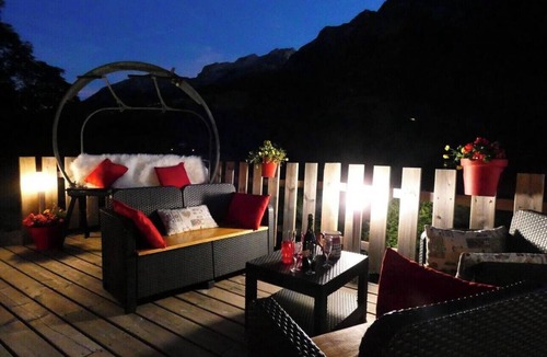 Thones Ski Chalet | Chalet ECUREUIL domaine du FRAIZIER private jacuzzi, near ski resorts ANNECY