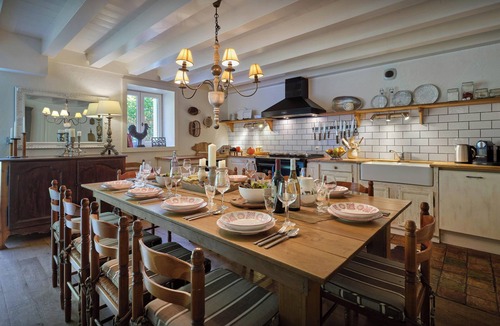 Saint-Jean-dʼAulps Ski Chalet | Chalet Fleur d'Aulps - Secluded holiday for 12 with spa - OVO Network