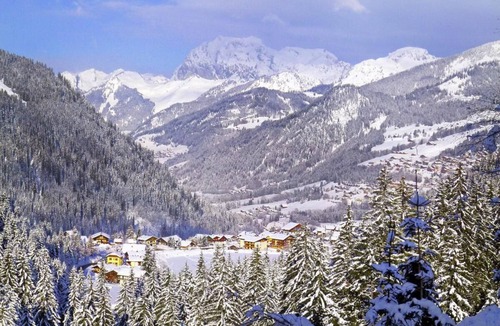 La Chapelle-d'Abondance Ski Chalet | Chalet, resort center, view mountain, sauna, terrace, balcony, fireplace or stove, parking, tv