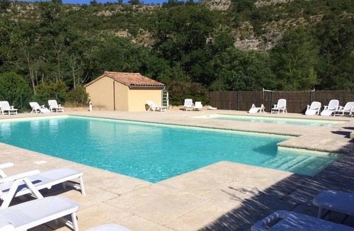 Montreal Ski Chalet | Chalet in a residential campsite in South Ardèche