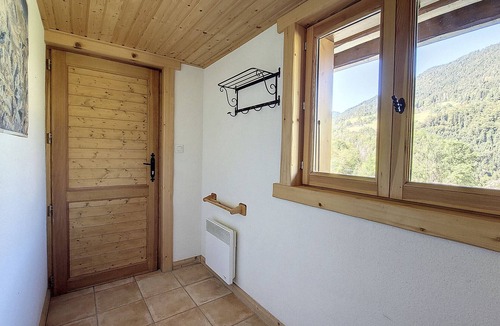 Le Biot Ski Chalet | Chalet MON FRERE - 4 BEDROOMS - 10 PEOPLE - GARDEN -LE BIOT