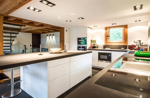 Les Praz-de-Chamonix Ski Chalet | Chalet Rass: Sublime five bedroom chalet fully equipped