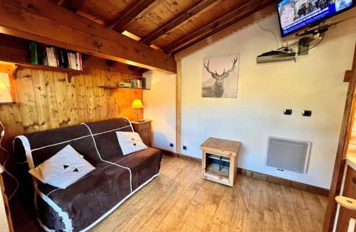 Notre-Dame-de-Bellecombe Apartment | Chaleureux studio près des pistes avec parking et animaux acceptés - FR-1-505-6