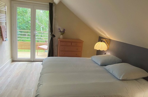La Ferte-Saint-Aubin House | Charming estate for 10 people near Chambord