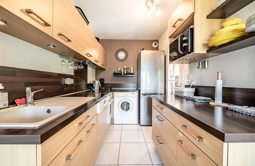 Evian-les-Bains Apartment | Charming 'Évian Apartment' with Lake View, Balcony and Wi-Fi